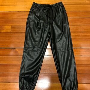 Women’s ZARA Faux Vegan Leather Black Jiggers size XS
